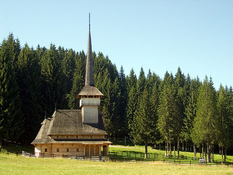 Poiana Brasov Church.jpg